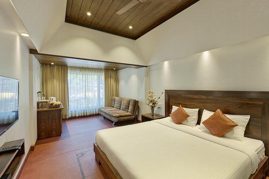 Shreyas Hotel Махабалешвар Номер фото