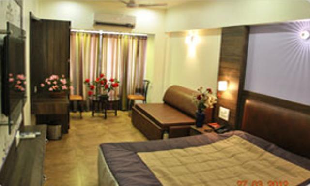 Shreyas Hotel Махабалешвар Екстер'єр фото